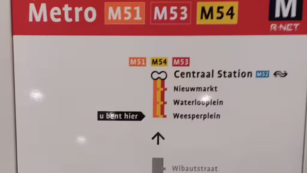 Metro lines M51, M54, M53 to Centraal Station